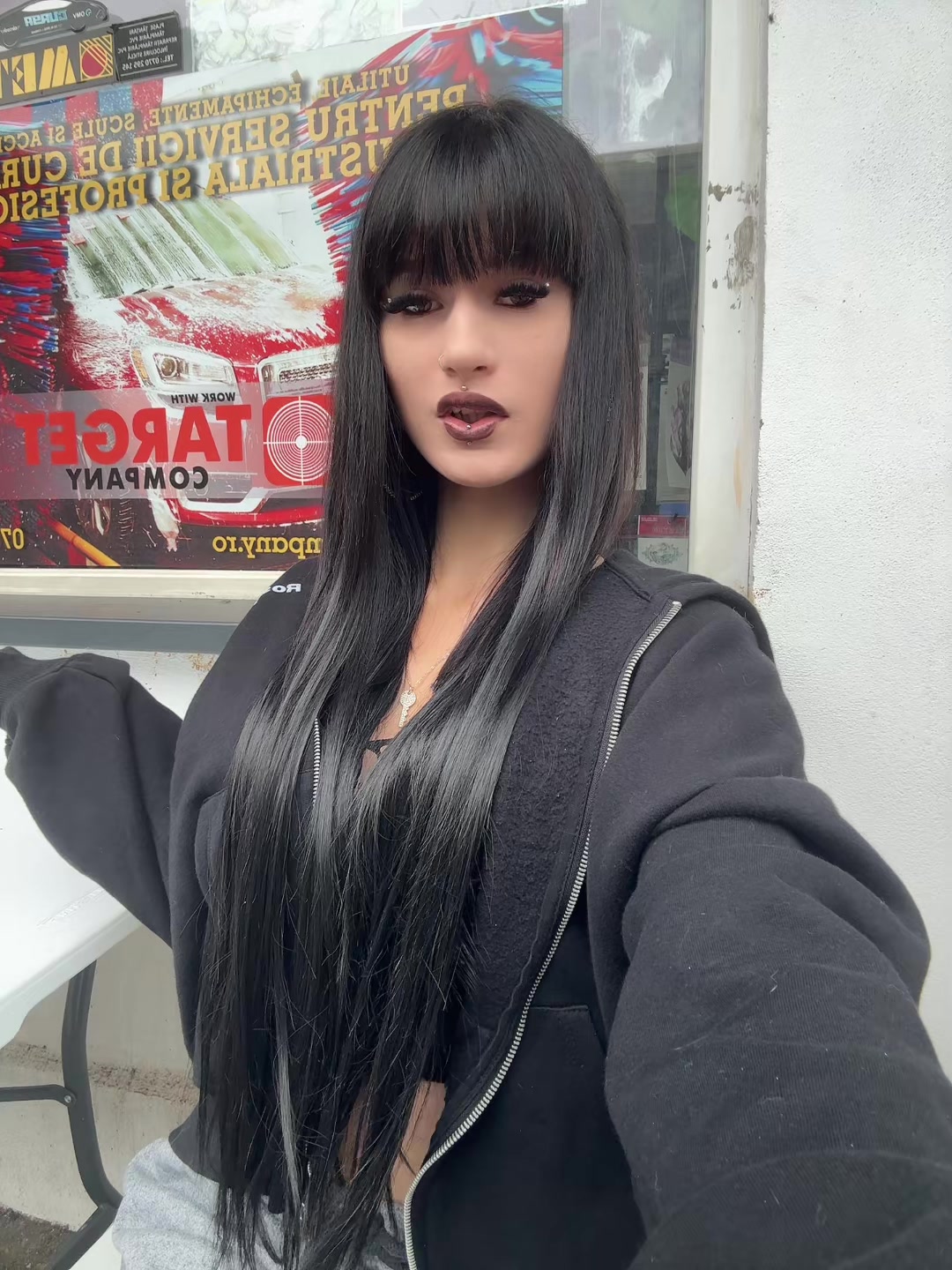 @Ale ale