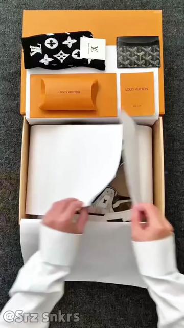 @Srz snkrs