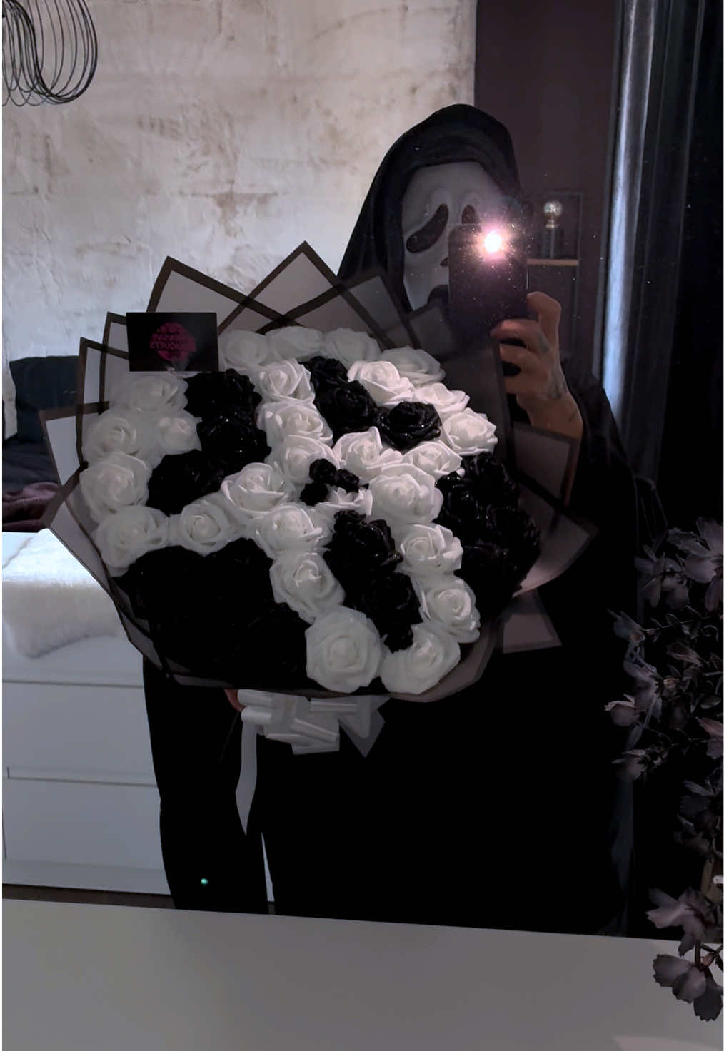 @offfensivebouquets
