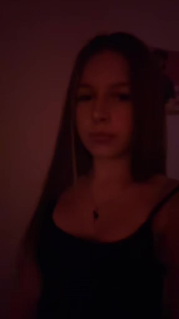 @ᵉᵛⁱᵉ💋