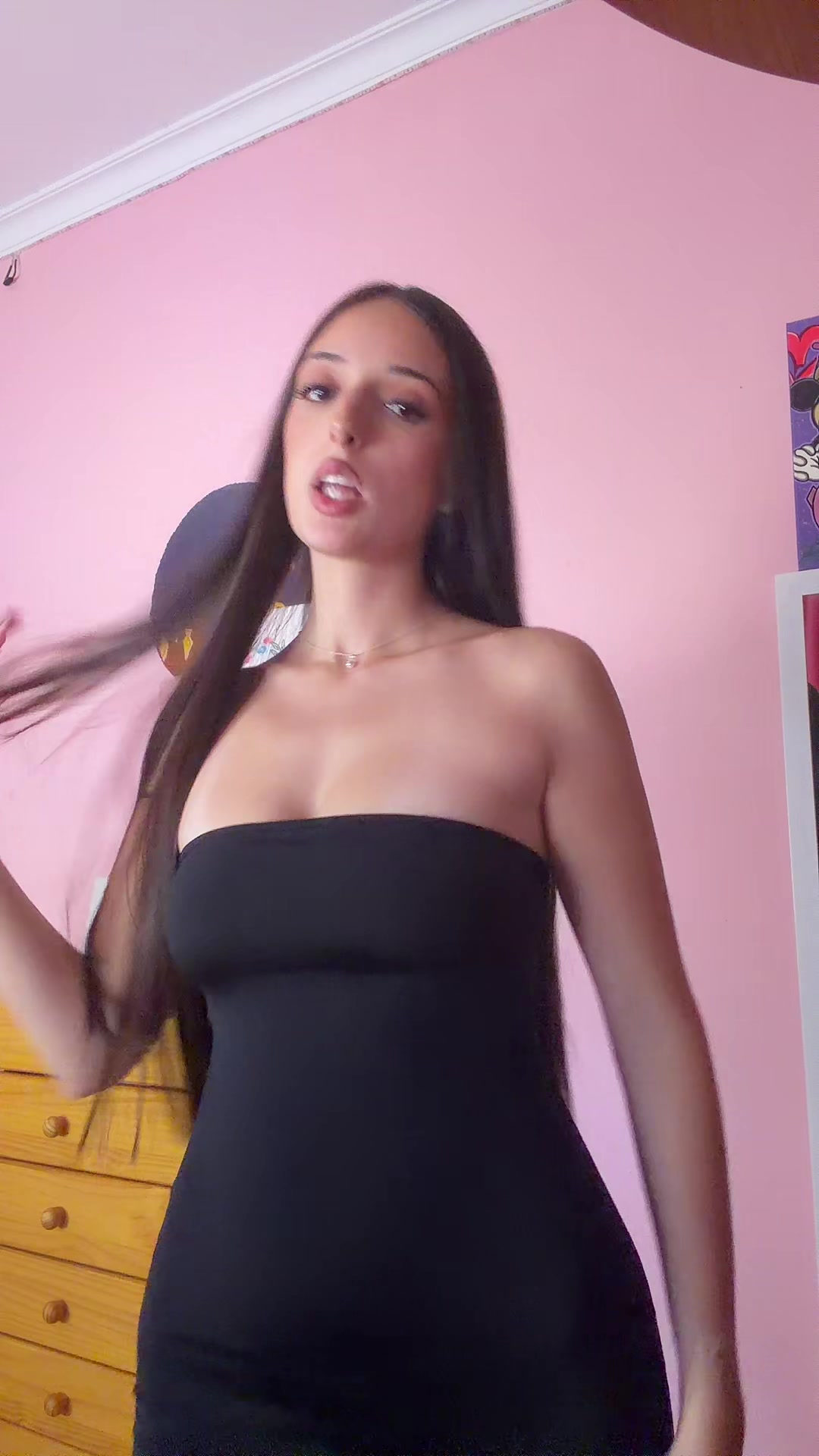 @𝐼𝓇𝑒𝓃𝑒 𝒜𝓁𝓋𝒶𝓇𝑒𝓏.