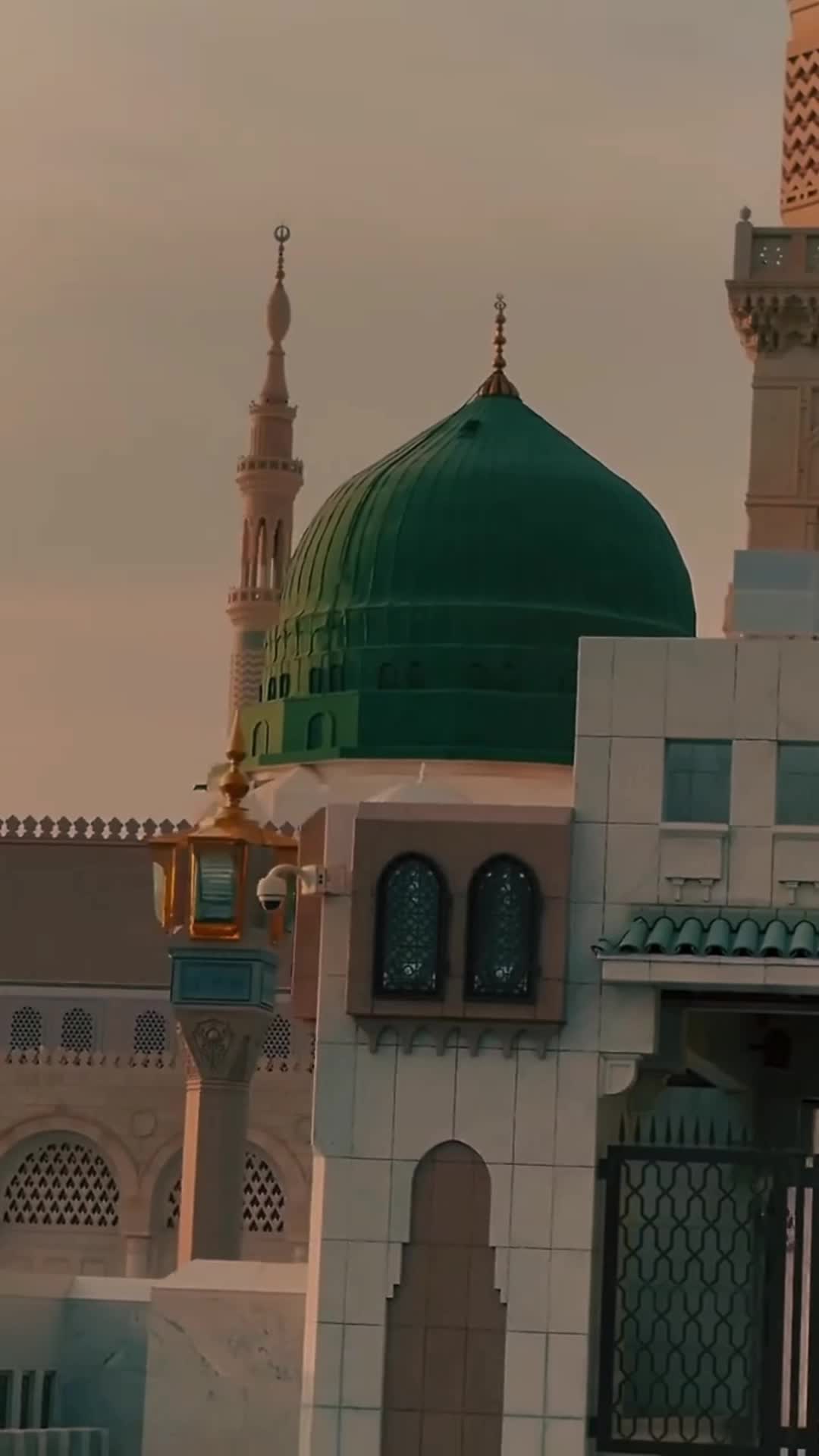 @Ishq e Madina🫀