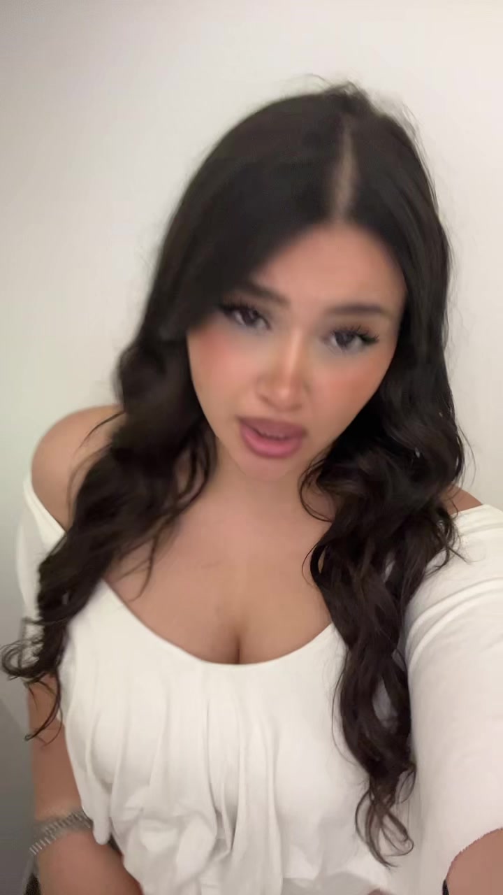 @A N N A C H I A R A 🦋