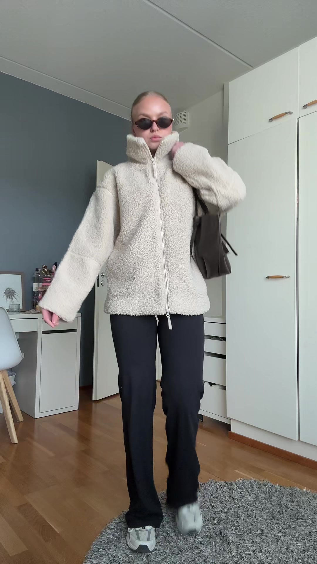 @Minja