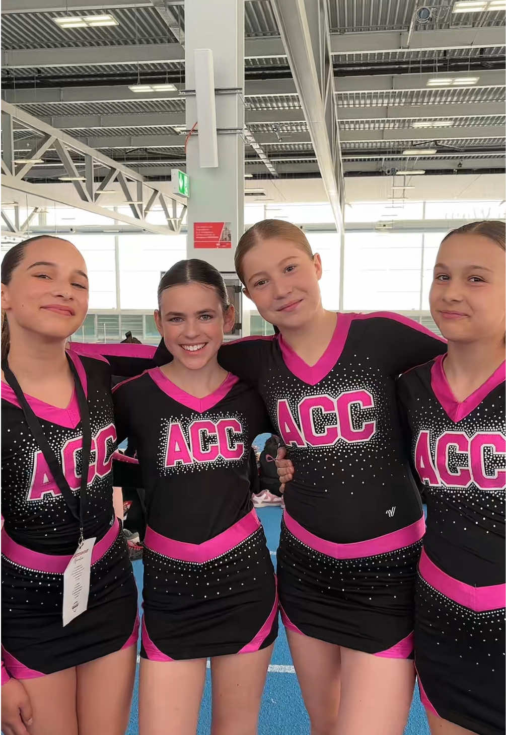 @AlpineCheerClubRum 🩷🖤