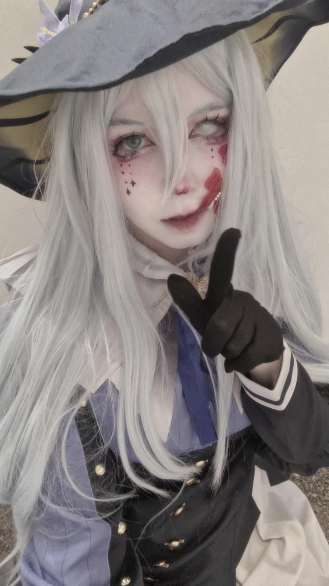 @♱  .   sera  .  ໒꒱