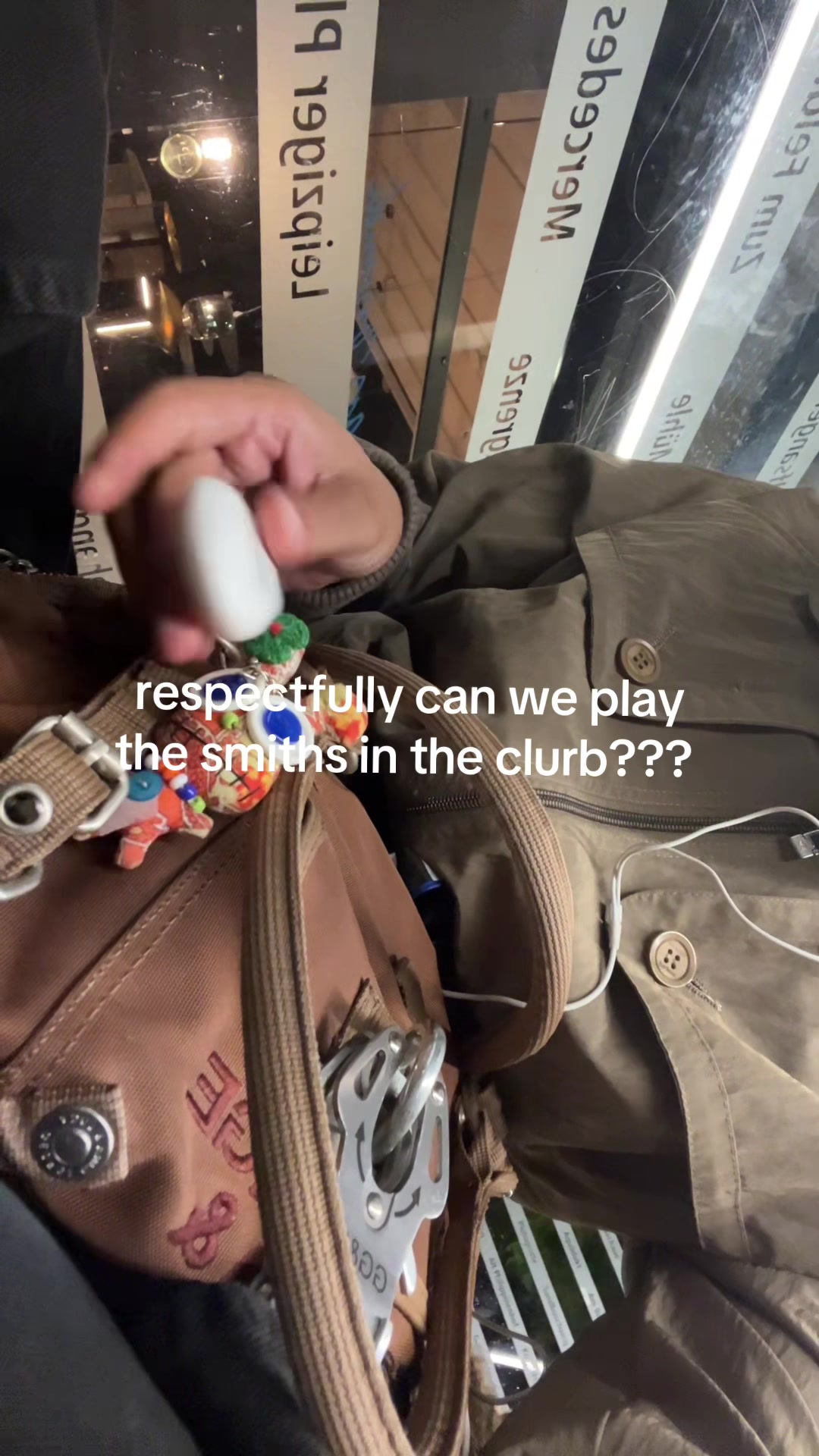 @peepoo