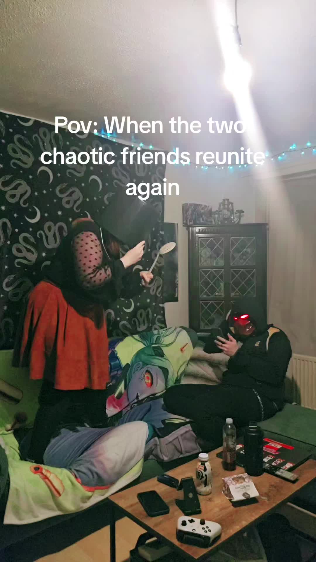 @₮ⱧɄ₦ĐɆⱤ ⚡