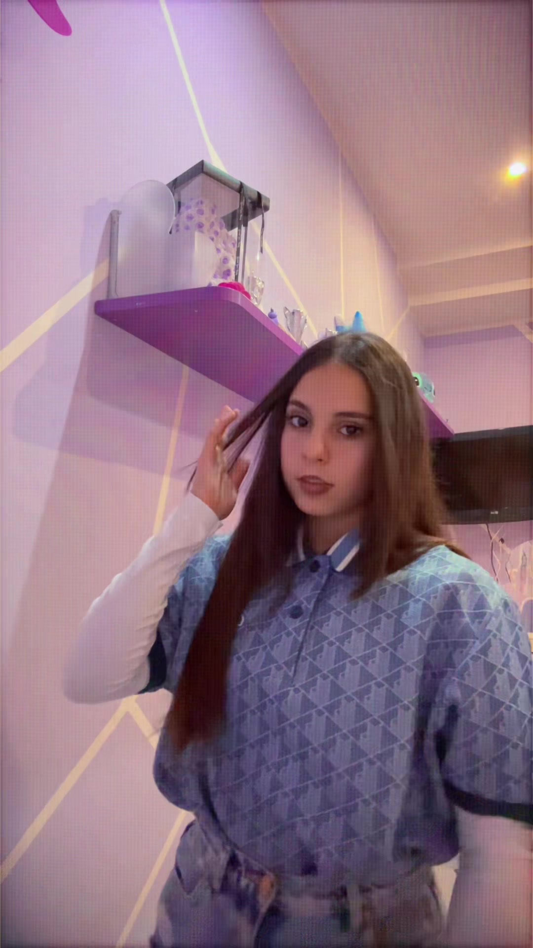 @𝓡