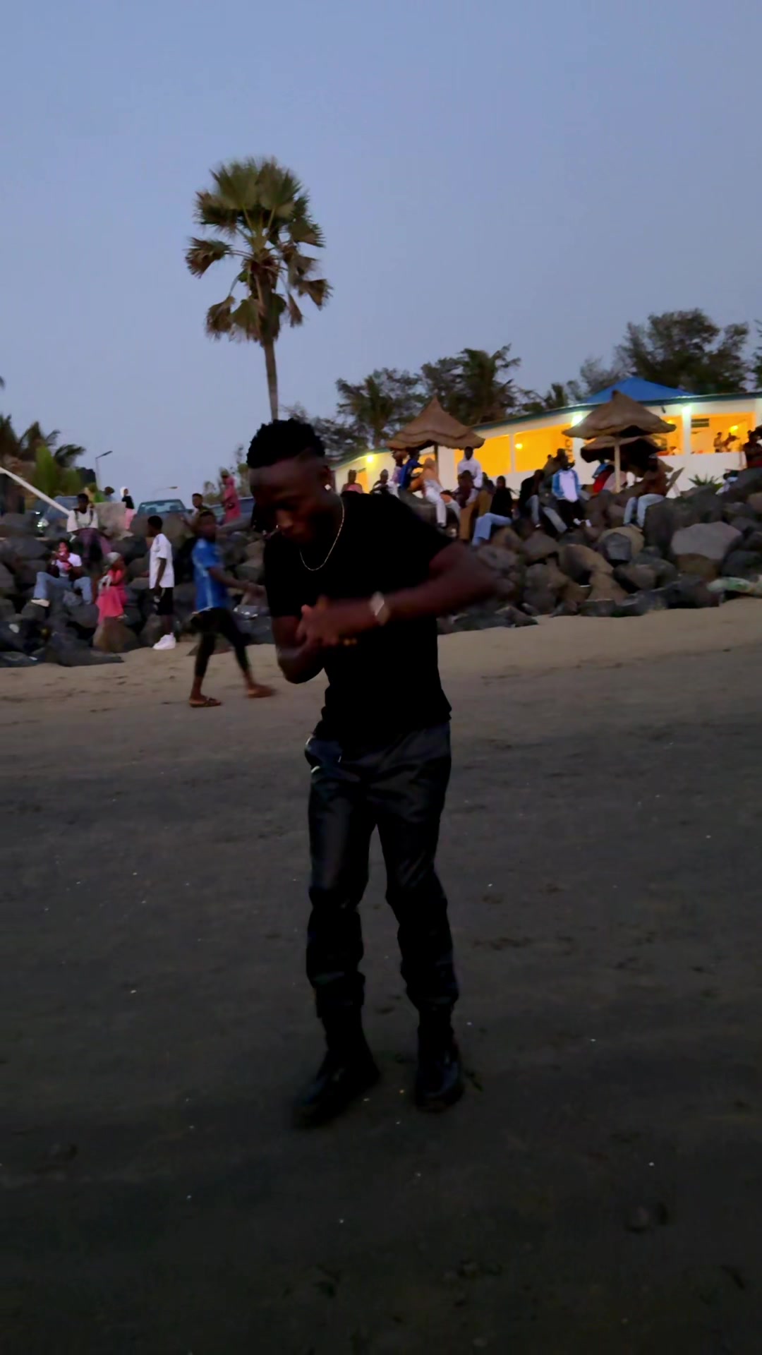 @Saluto _star boy