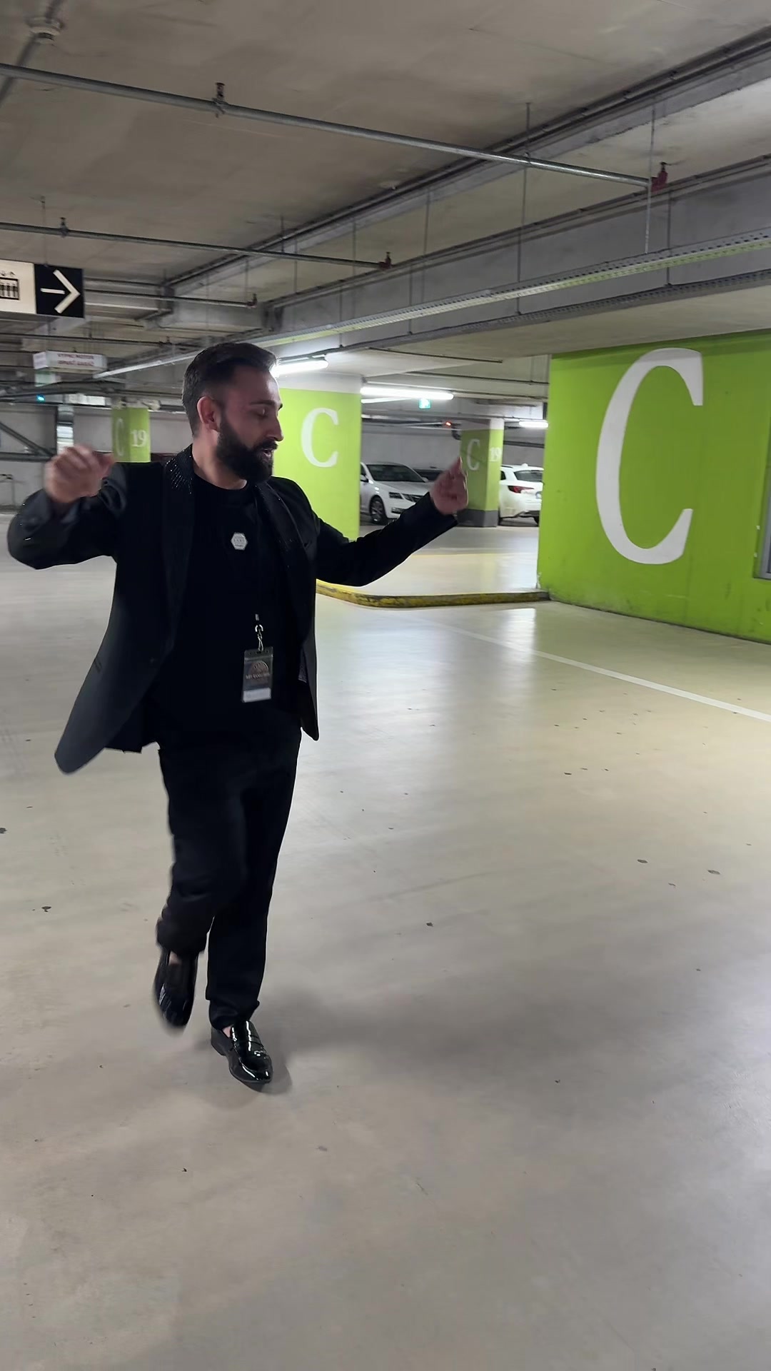 @Ezel Niko Petik