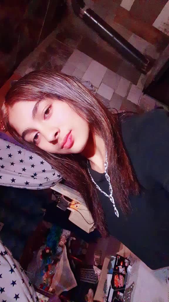 @Łīły 🦋 Yæmān