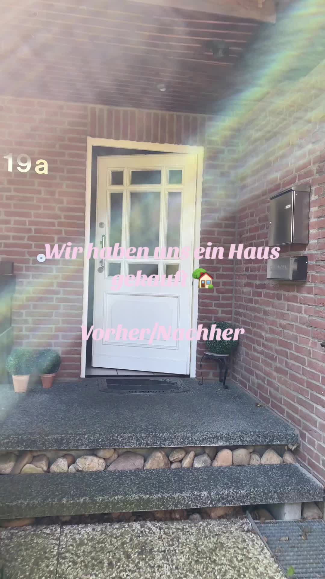 @Sina-Marie
