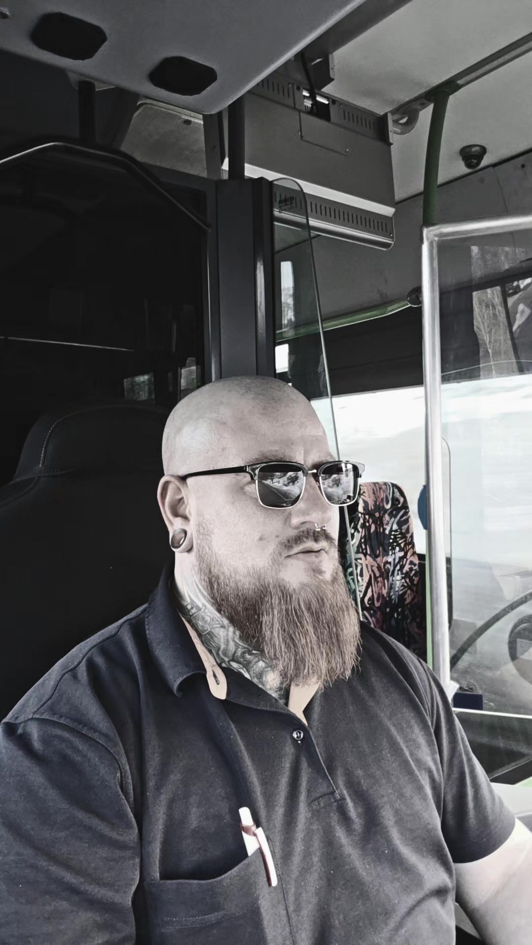 @CrazzyKiko