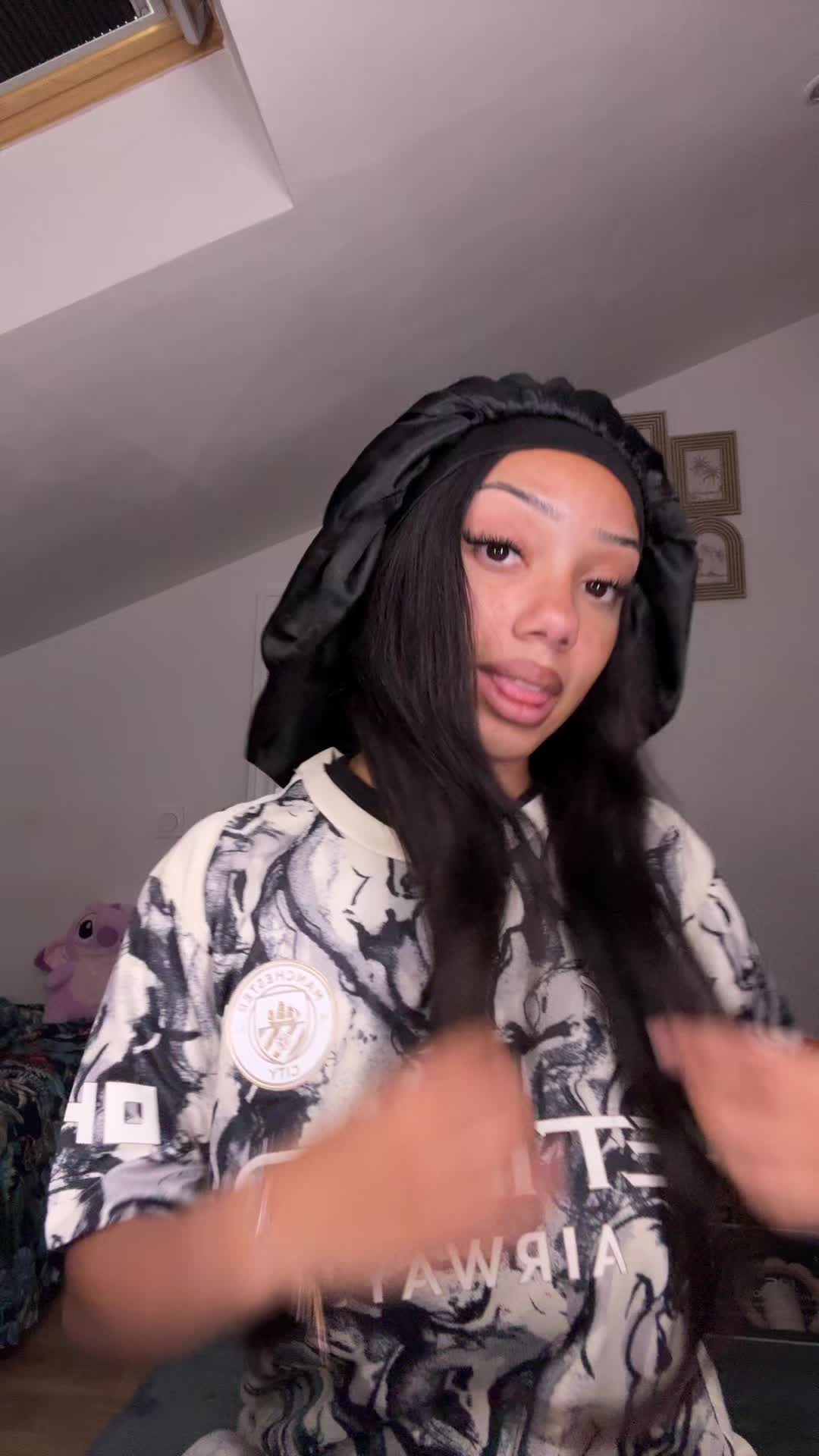 @𝑬.𝒊 🇨🇲