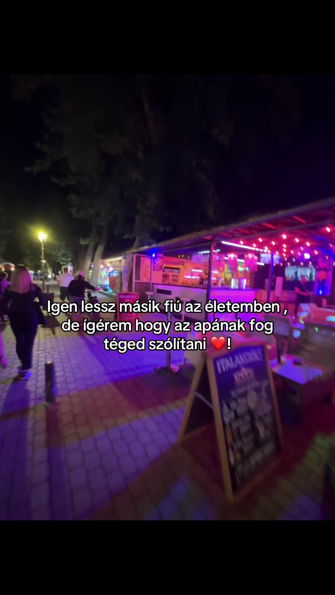 @kiraszitai