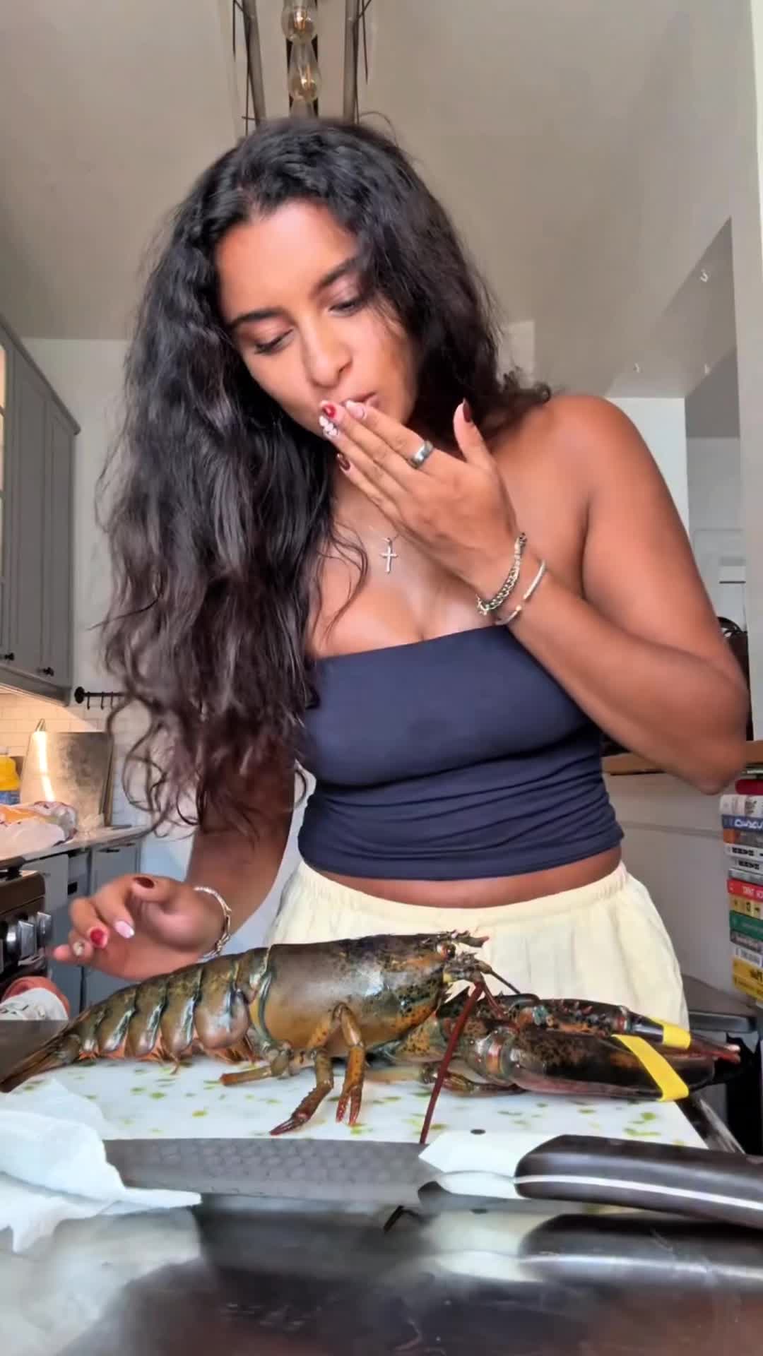 @Akuma