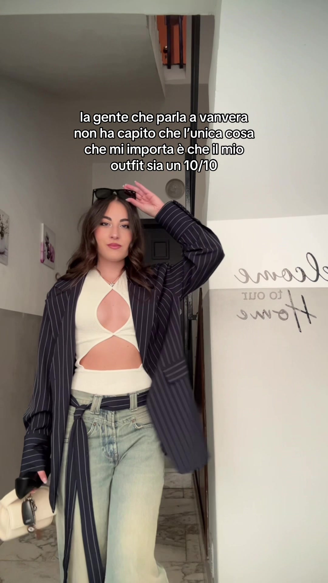 @Simona Ventura