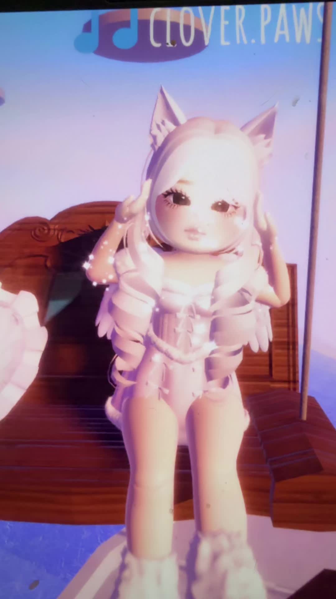 @☀️💐🦋Julyxroyale🦋💐☀️