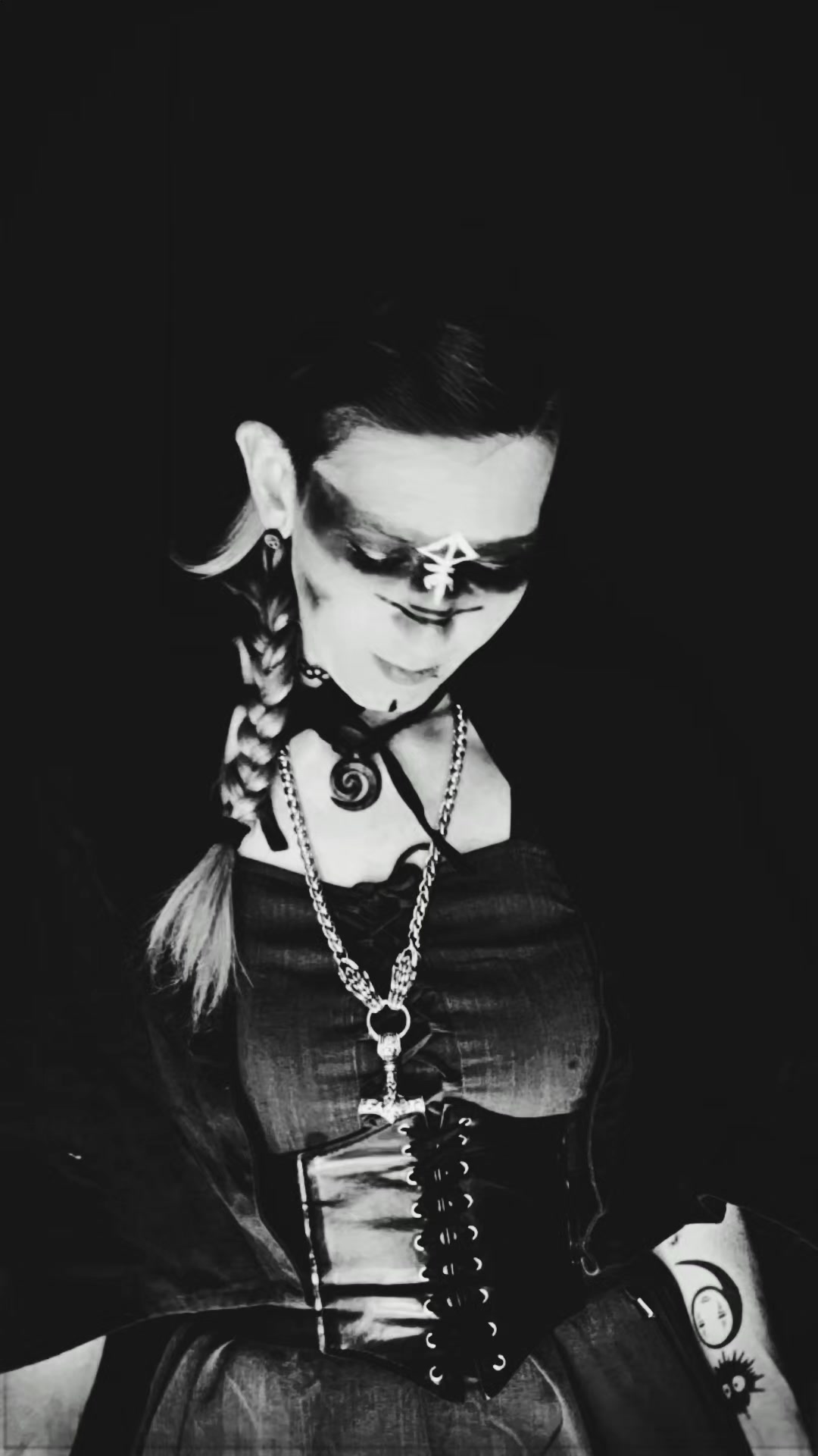@BrOKen_Foxie
