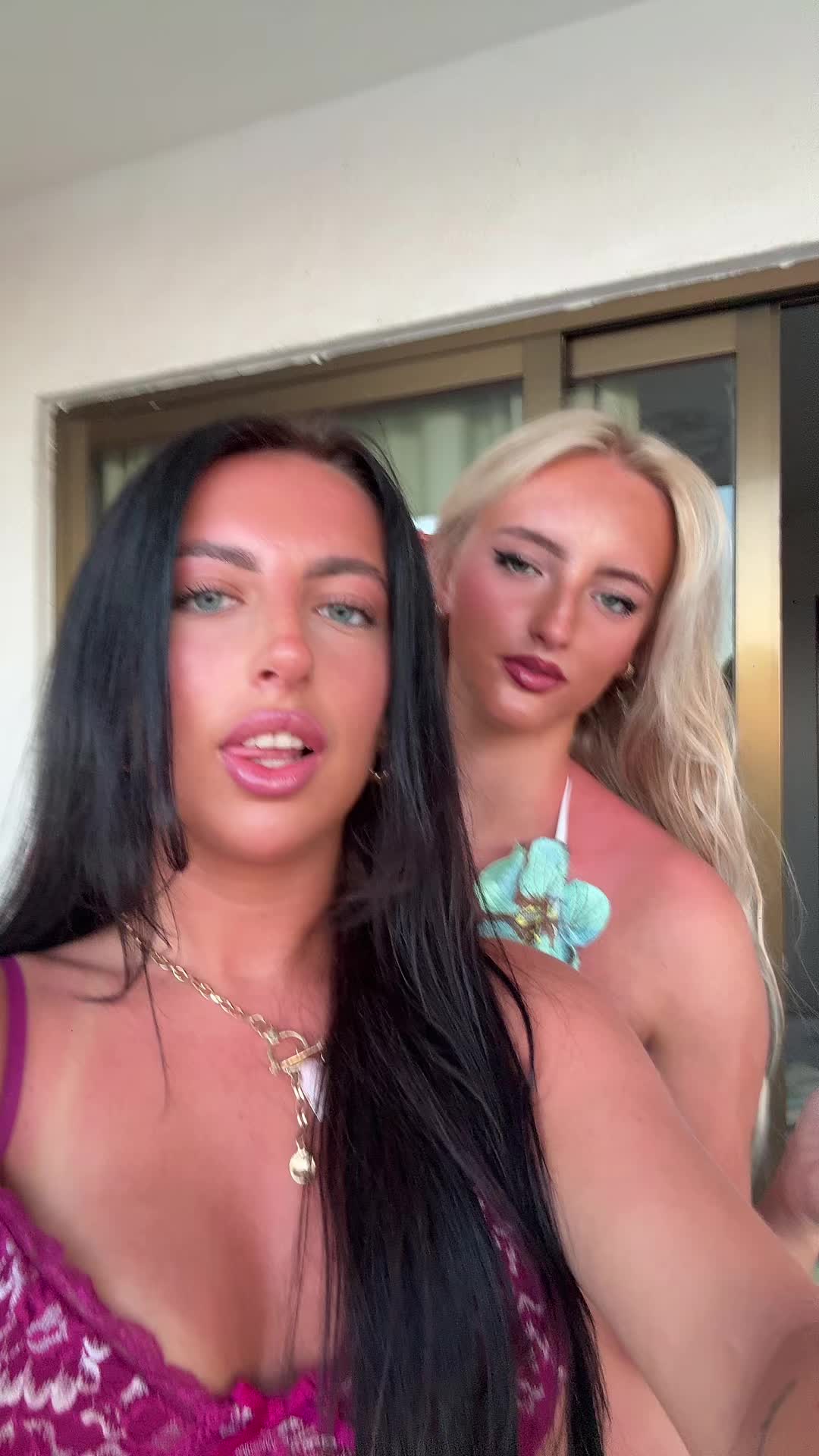@Angel😇