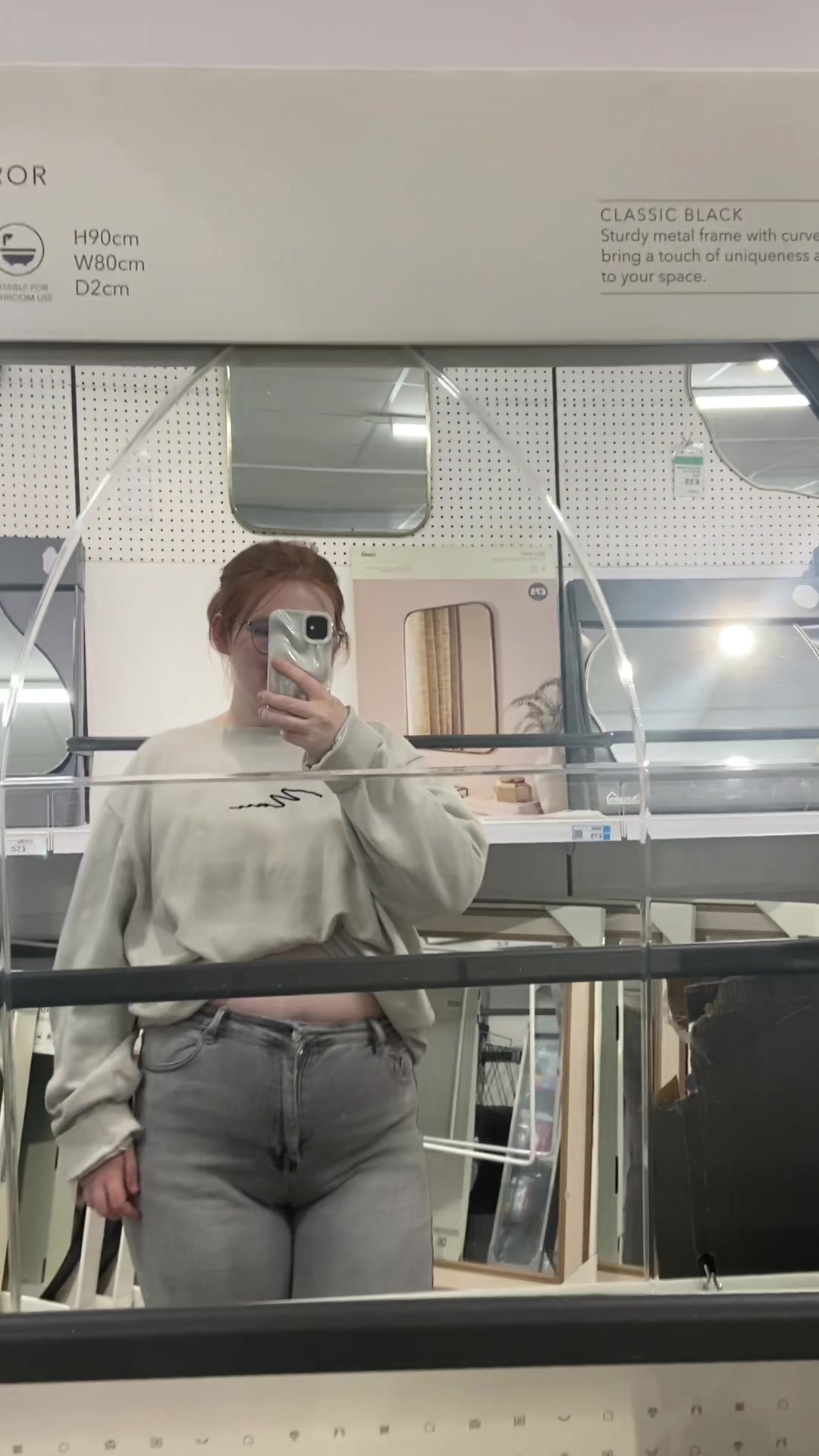 @racheloui04