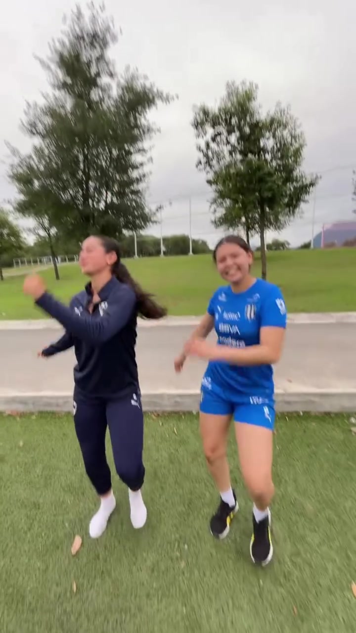 @SHE&rsquo;S A BALLER!