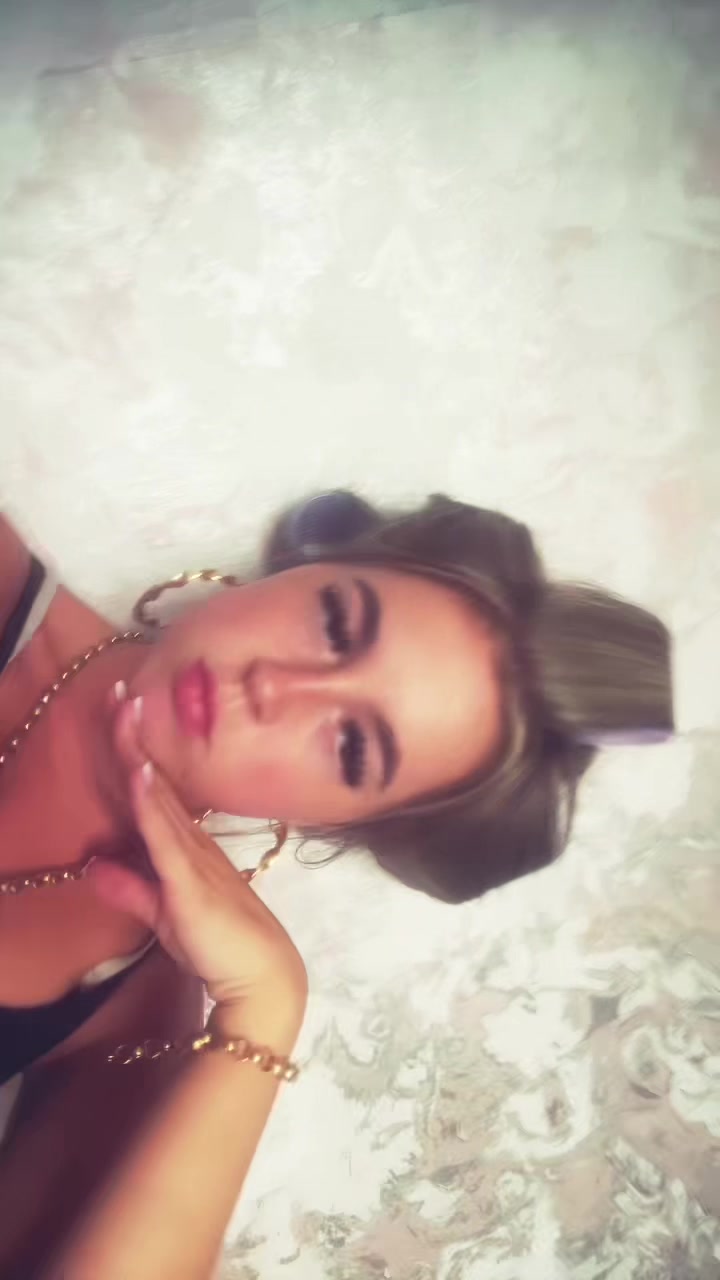 @𝐌𝐀𝐃𝐃𝐈𝐄𝐌𝐀𝐄👸🏼👸🏼