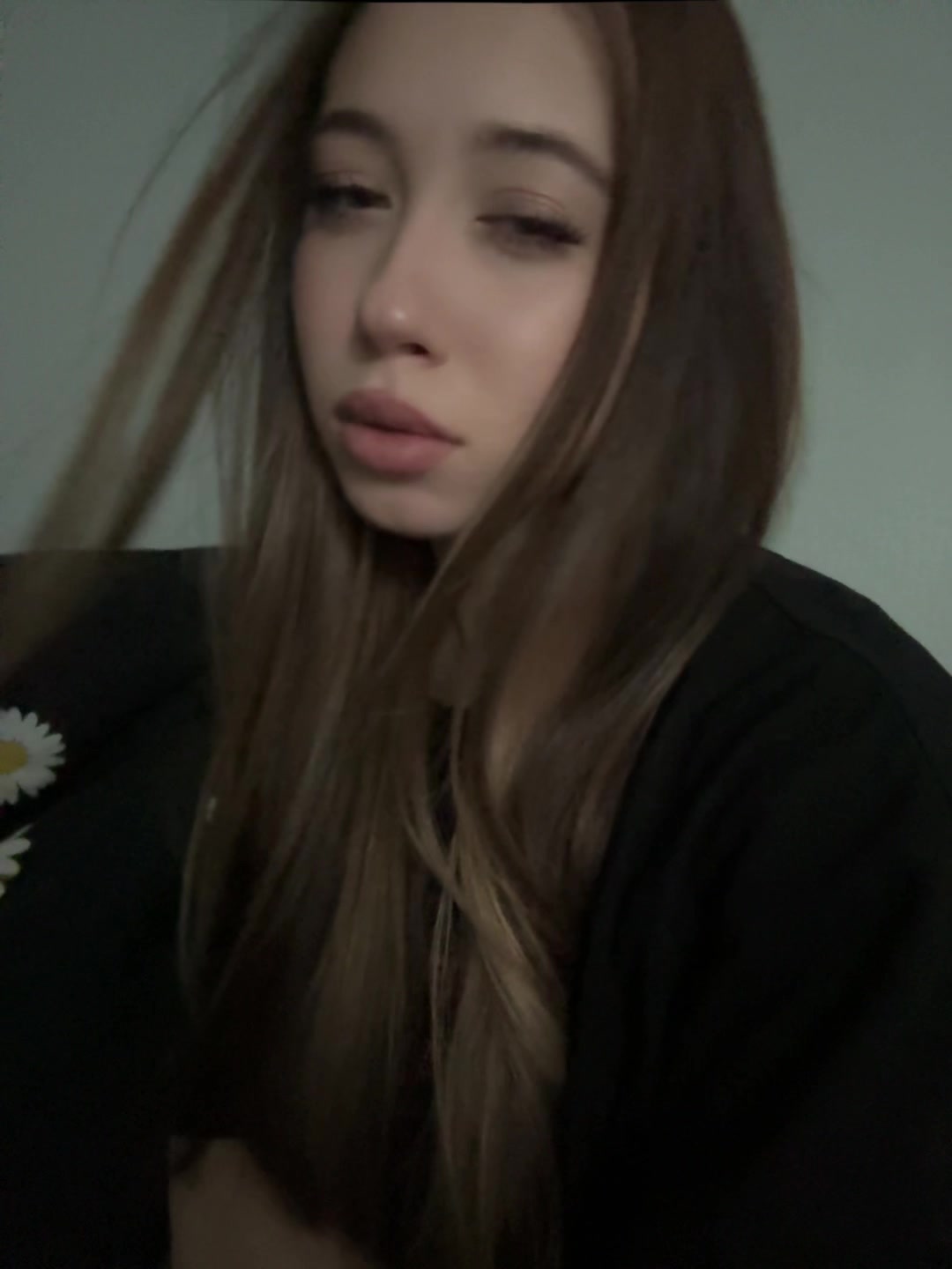 @…