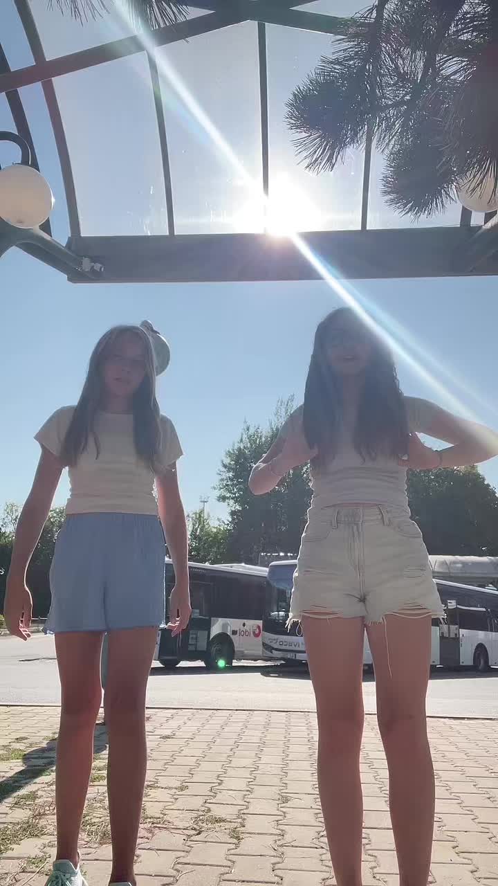 @elenkanikolka