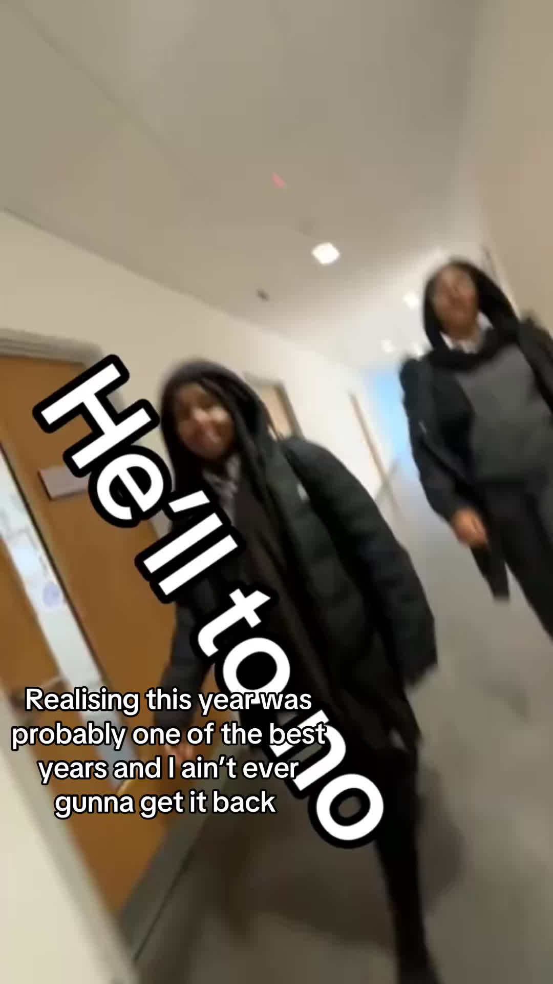 @bella_16xo