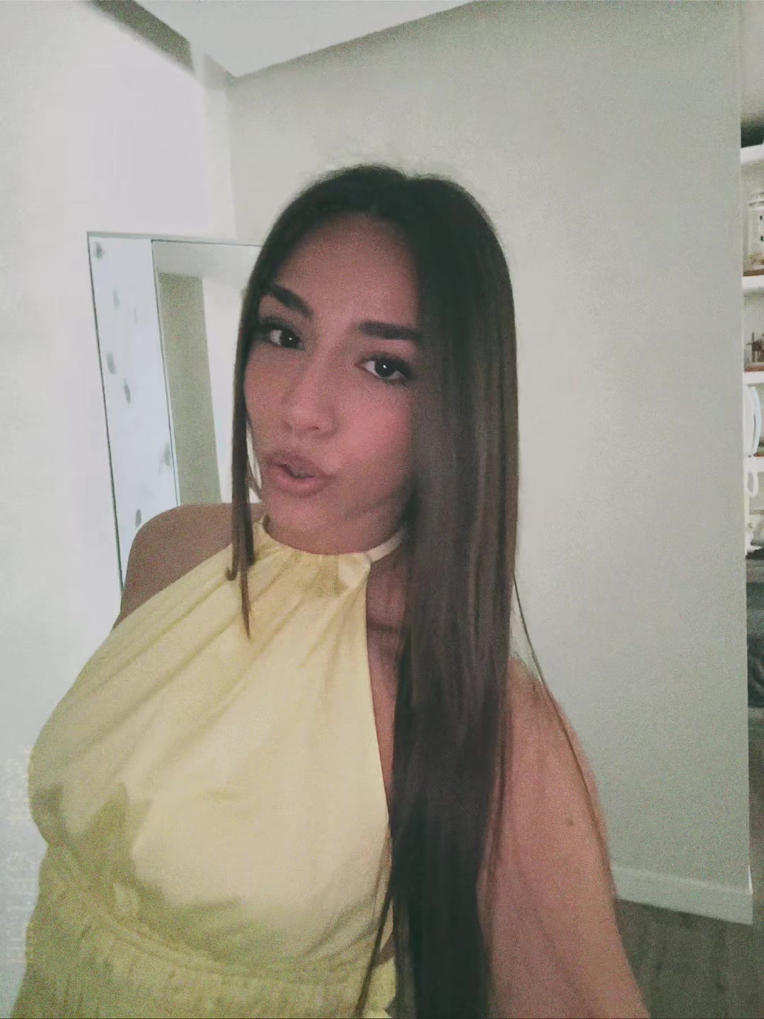 @saranapolitano
