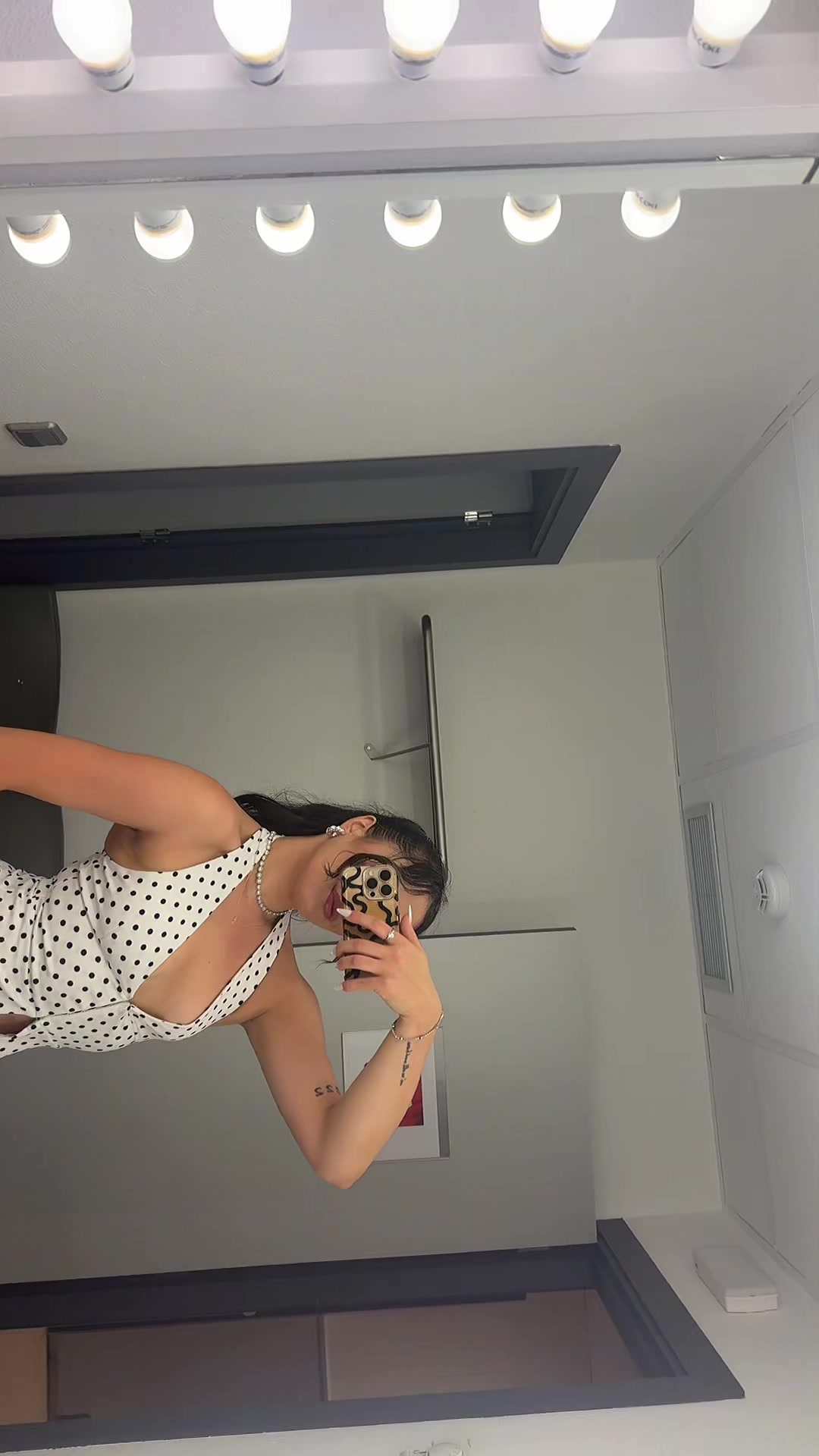 @sofihiltoon