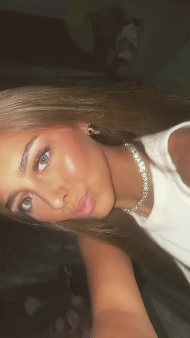 @𝑹𝒖𝒃𝒚𝑬𝒍𝒍𝒂