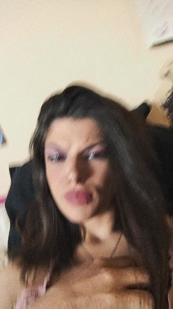 @Vivi✨
