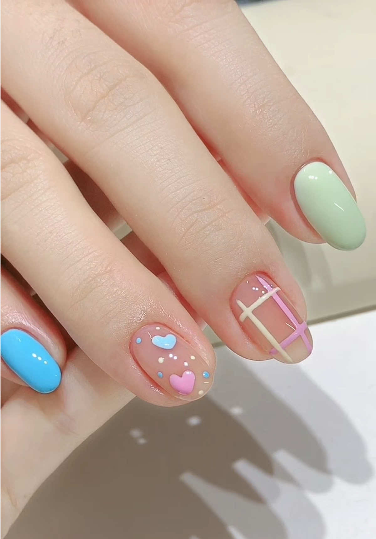 @ROUNI NAILS