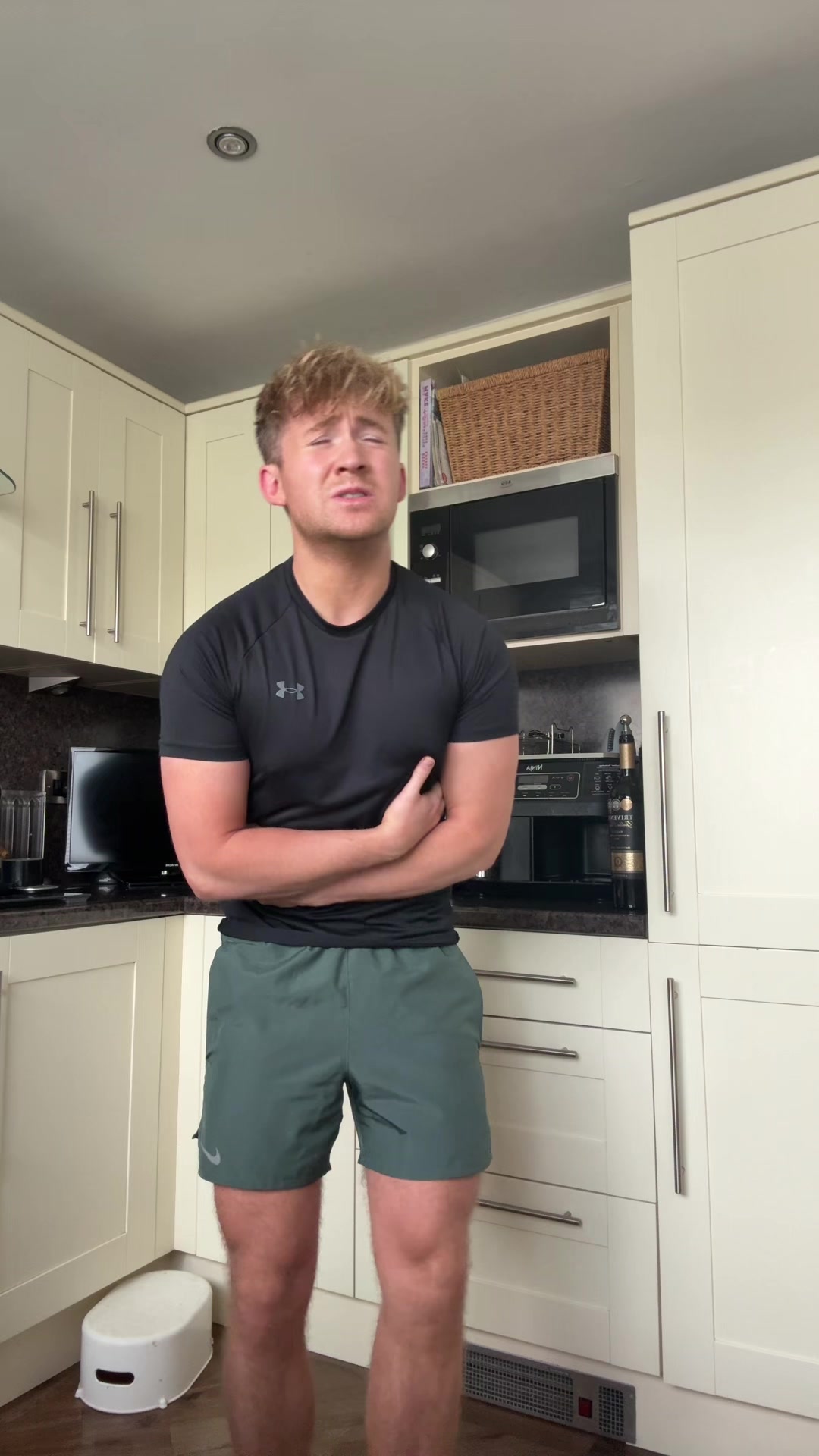 @itzisaacjames