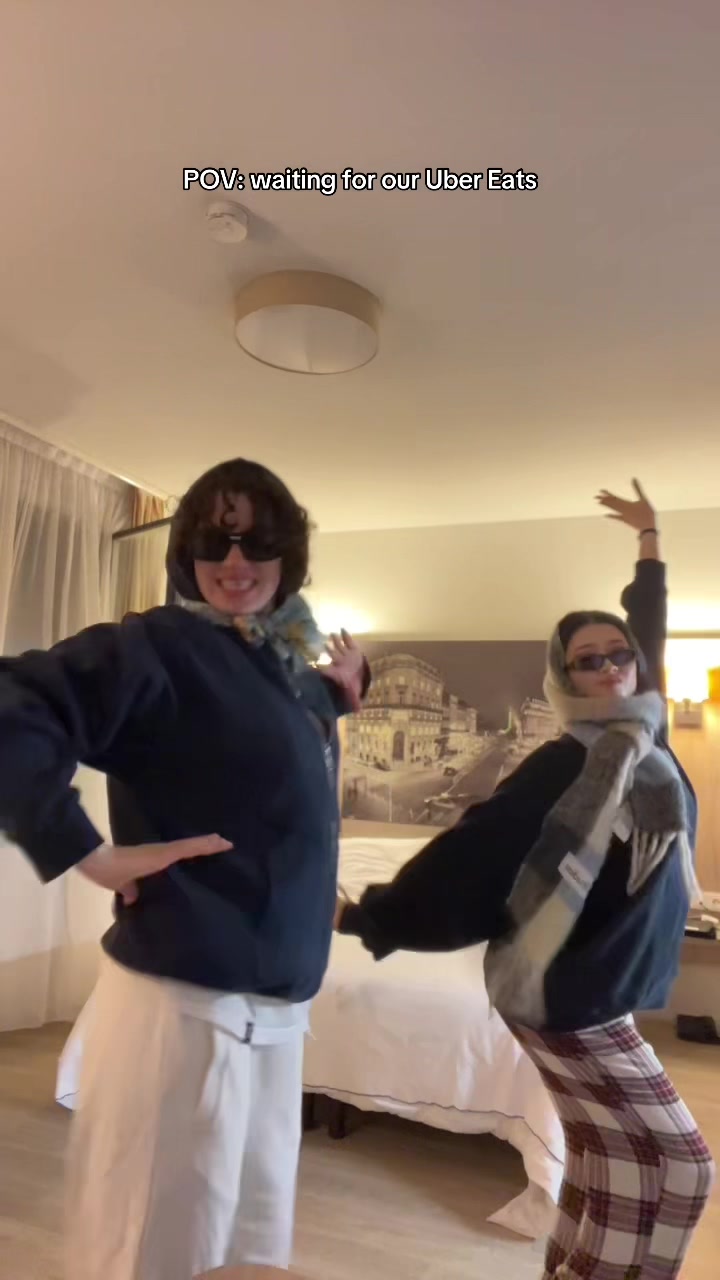 @Nana