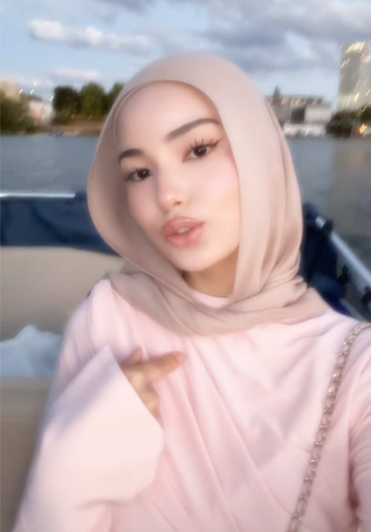 @zeynaeun