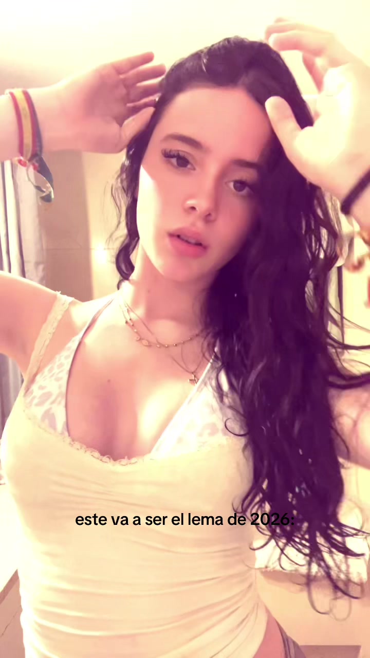 @𝐩𝐮𝐜𝐡𝐢𝐬💝