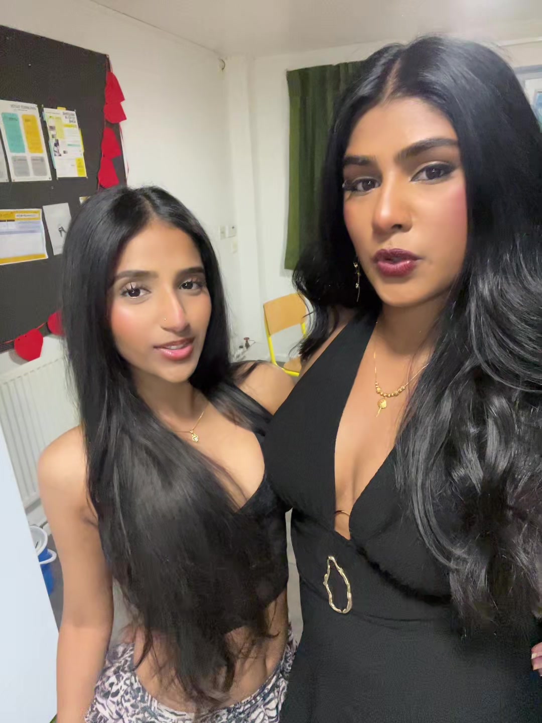 @Neha ❀