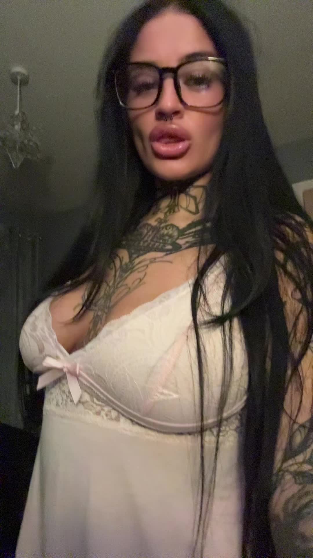 @UNHOLYERIN