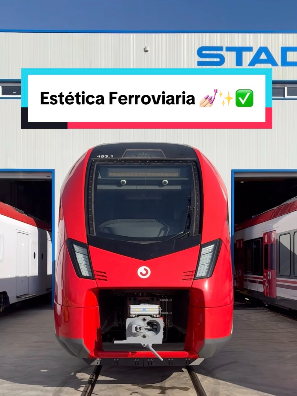 @Renfe