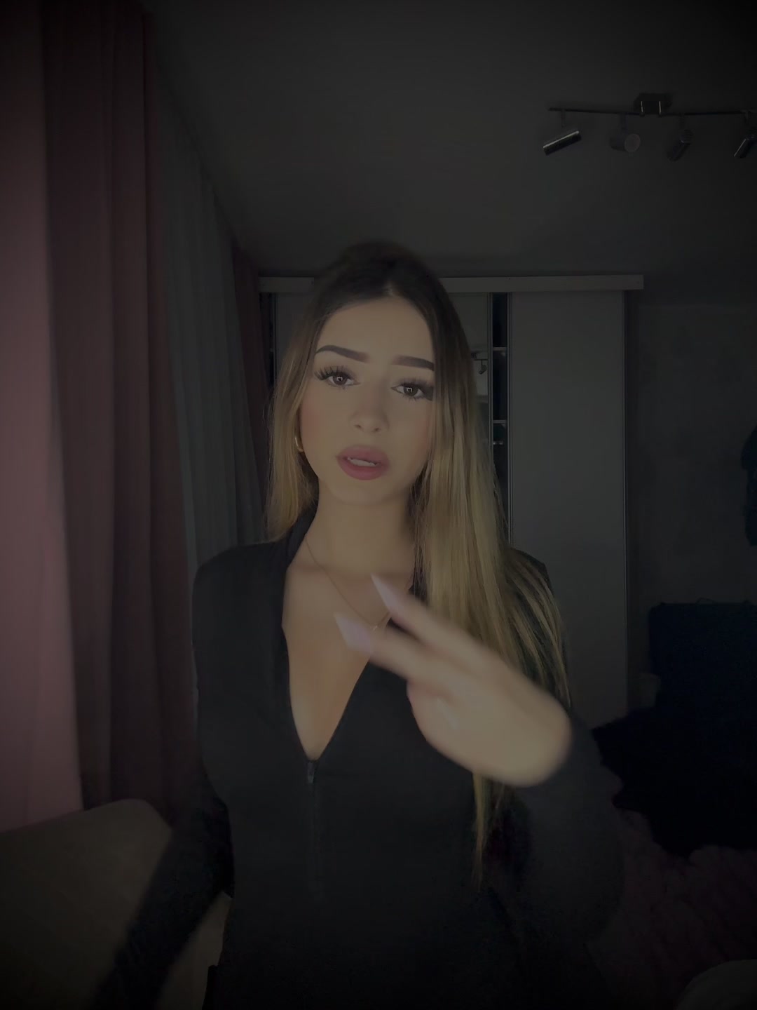 @vanesa