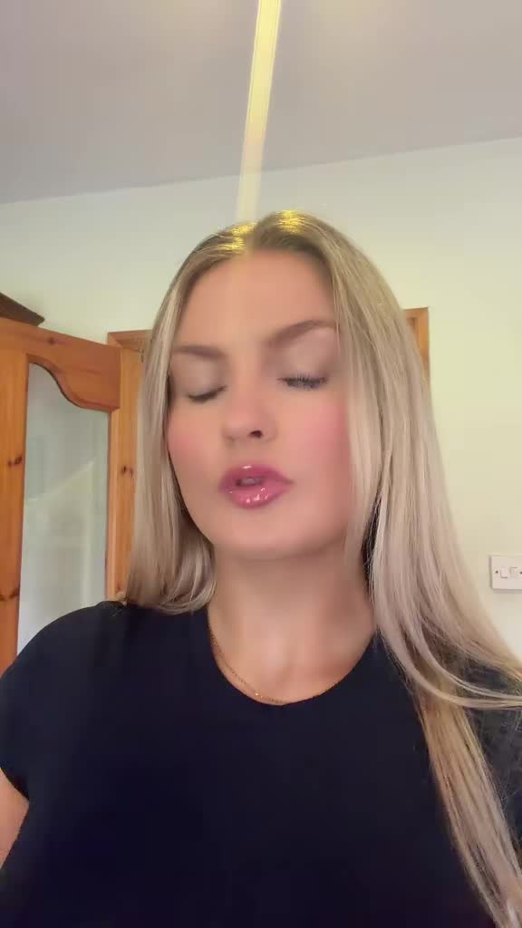 @katehourigan15
