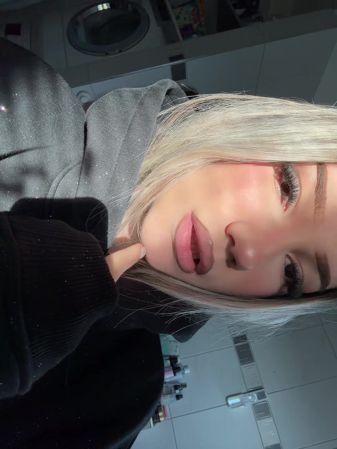 @nikolka