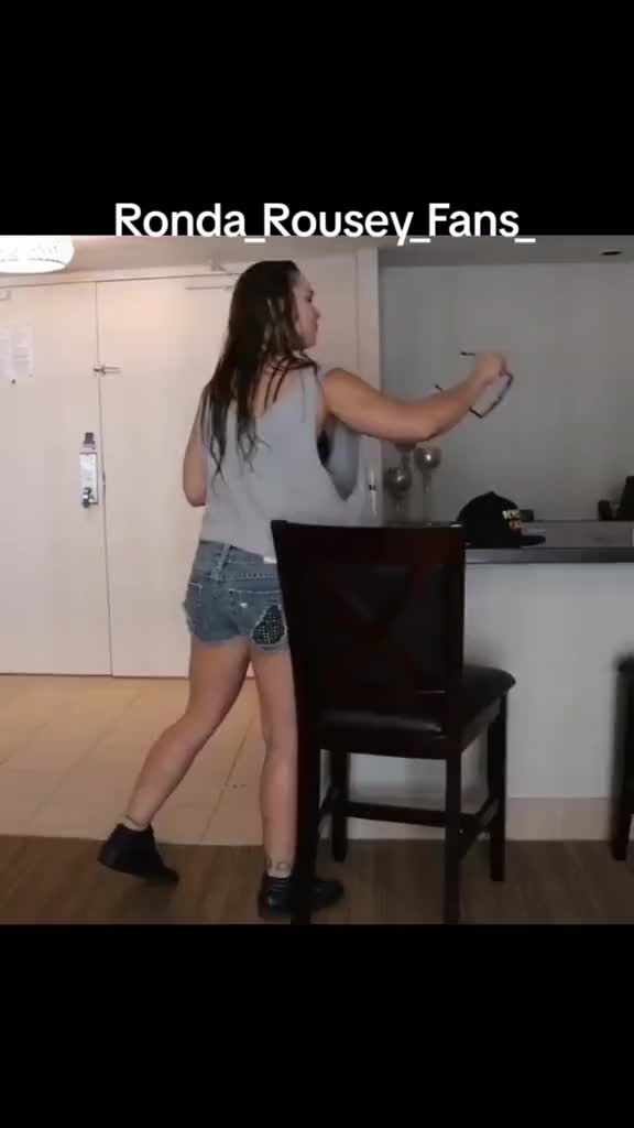 @RONDA ROUSEY
