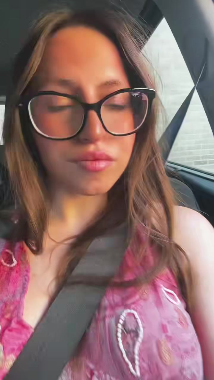 @elenita💋