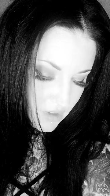 @🦇🥀𝕭𝖊𝖑𝖑𝖆𝖉𝖔𝖓𝖓𝖆🥀🦇