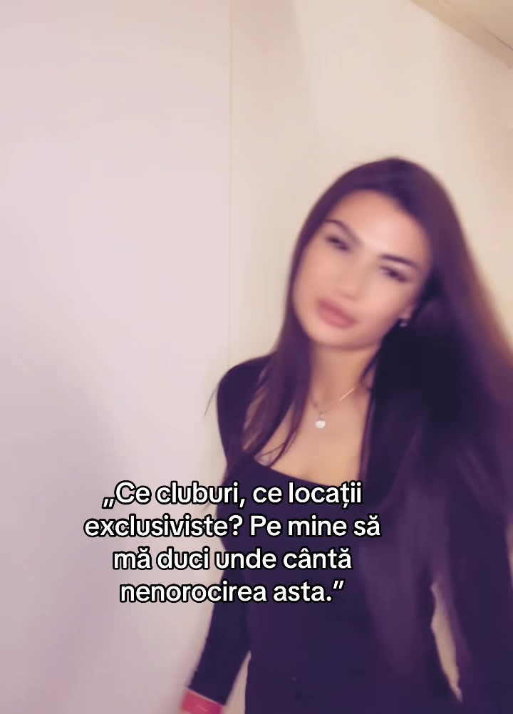 @Adelina Elena